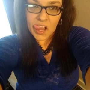 Meet your Posher, Leeann